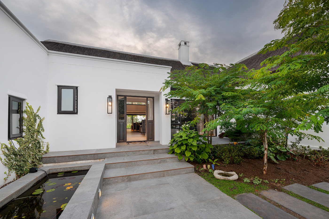 Front facade and entrance of Fancourt golf villa