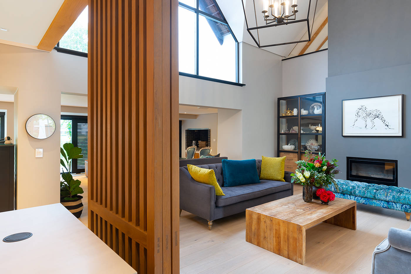 Modern fancourt villa interior by FC Holm architects